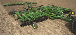 John-Deere-2330-Mulch-Finisher.jpg