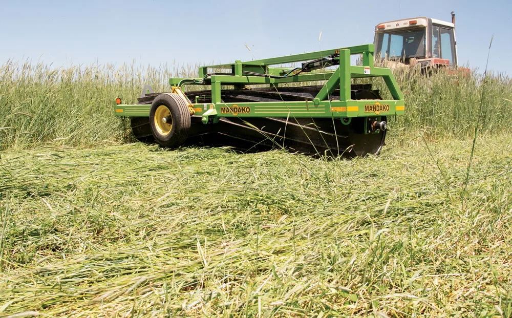15-foot-Mandako-roller-crimper.jpg