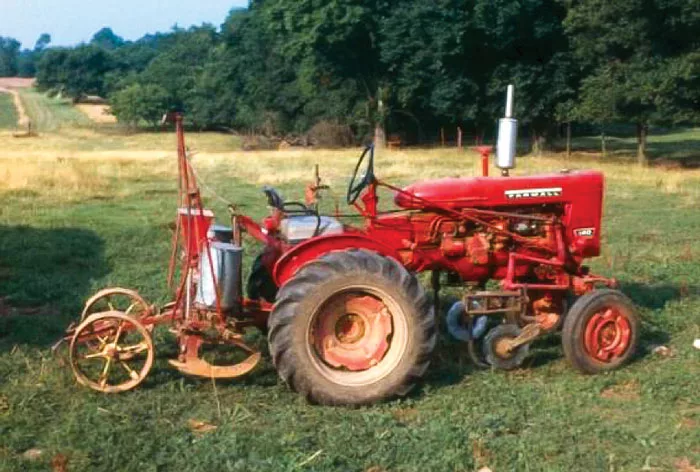 Youngs-1962-no-till-planter.jpg