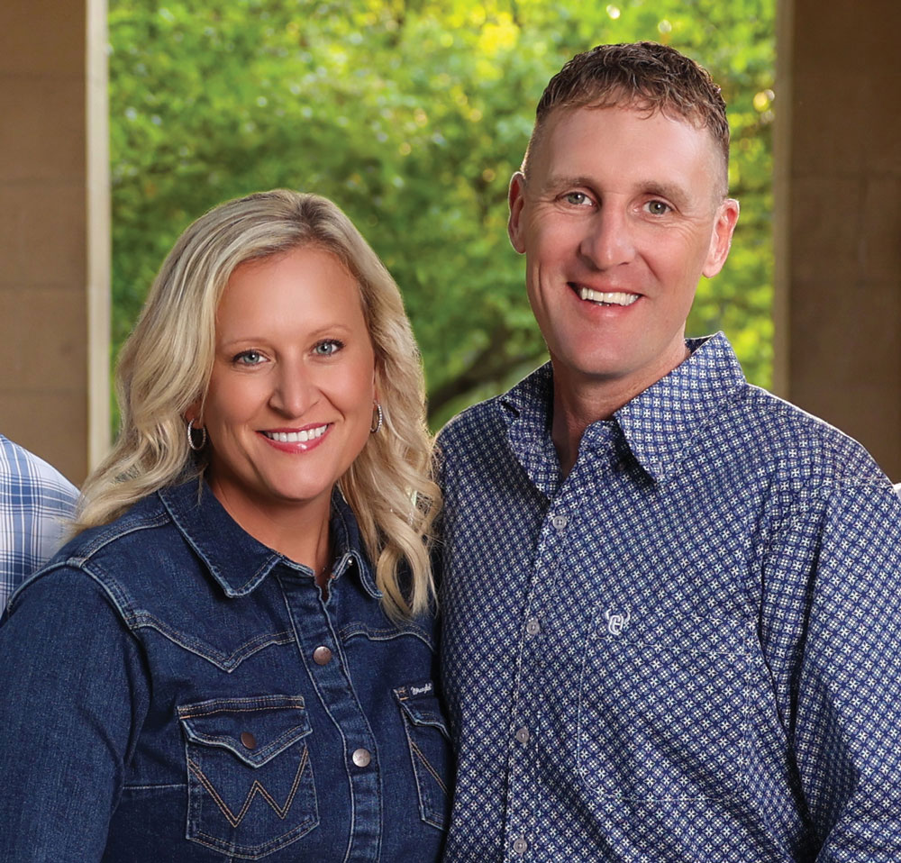 Iowa-No-Tillers-Find-Forward-Gear-in-Conservation-Journey-Sara-and-Alan-Mohr.jpg