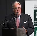 Howard G. Buffet