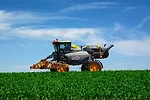 hagie DTS10 Self-Propelled Sprayer._0917jpg copy 2