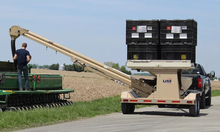 Unverferth Models 410 and 210 Seed Pro Bulk Box Carriers_0918 copy