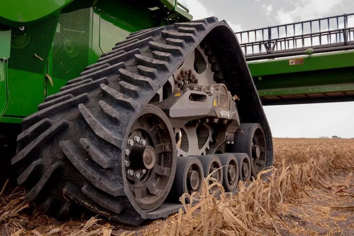 Soucy International Inc. S-TECH 1000X Combine Harvester Track System_0519 copy