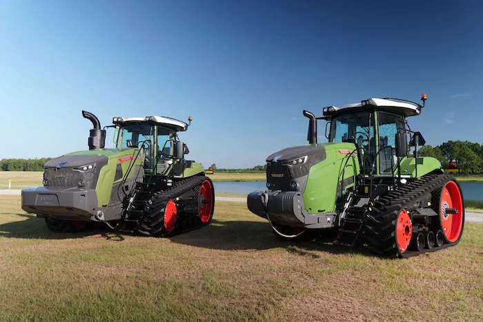 AGCO Fendt 1100 Vario MTtrack Tractor_0820 copy