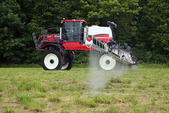HS1100_Spraying_IMG_8868_0820 copy