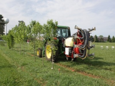 Ohio State’s new “intelligent” sprayer can reduce pesticide use up to 73 percent by growers while reducing off-target contamination, developers say. 