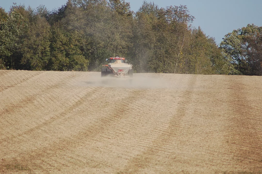 Gypsoil spreading